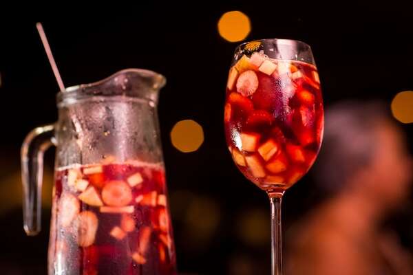 Día Mundial de la Sangría, una de las bebidas más emblemáticas de la cultura española - Gastronomía - ABC Color