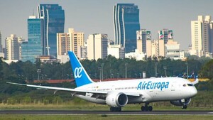 Vuelo que aterrizó de emergencia en el Silvio Pettirossi: ¿Qué le pasó al avión de Air Europa?