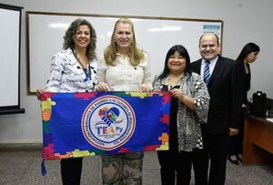 Salud presenta protocolo para atención a personas dentro del espectro autista (TEA)