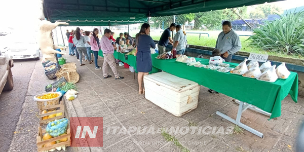 SE REALIZA FERIA AGROECOLÓGICA DE PRODUCTORES EN EL CENTRO DE ENCARNACIÓN - Itapúa Noticias