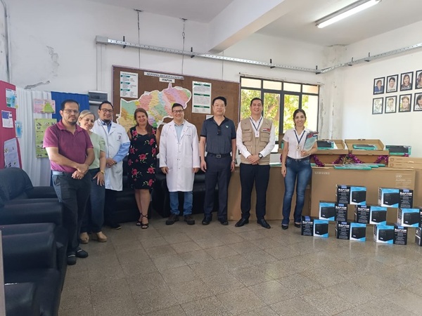 La VII Región Sanitaria de Itapúa recibe equipos informáticos para mejorar el Sistema de Información en Salud