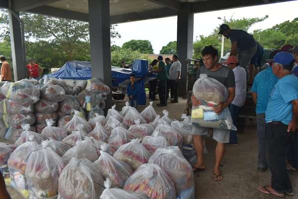 Ayolas: a falta de acuerdo con comerciantes, Yacyretá entregará víveres en lugar de bonos navideños - Nacionales - ABC Color