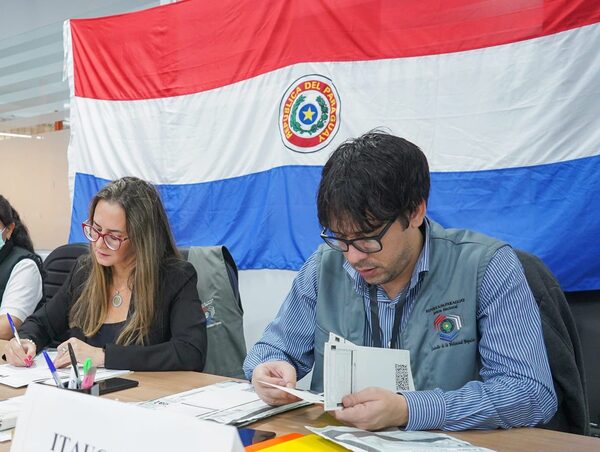 TSJE destaca avances en la inscripción de paraguayos residentes en el extranjero · Radio Monumental 1080 AM
