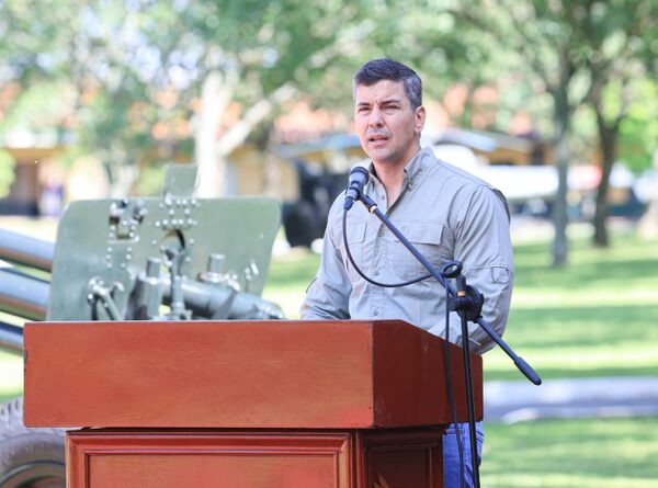 Peña insta a nuevos agentes penitenciarios a fortalecer la lucha contra el crimen organizado - El Trueno