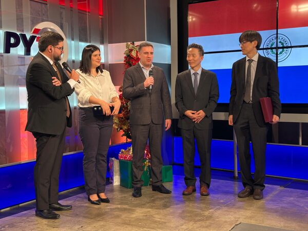 Paraguay TV presenta su nuevo estudio de realidad virtual - .::Agencia IP::.