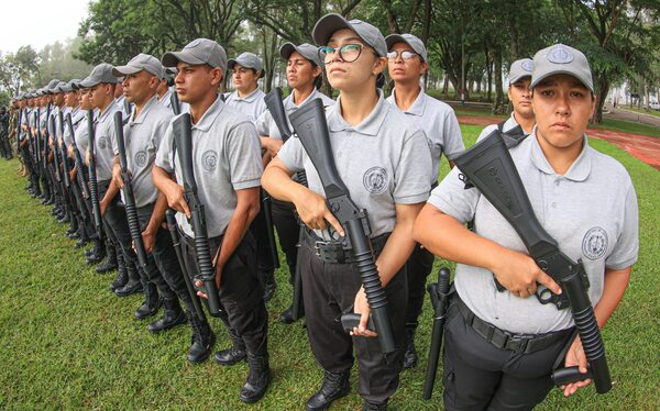 Egreso de nuevos agentes penitenciarios - .::Agencia IP::.
