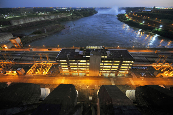 El edificio de producción de la central hidroeléctrica Itaipu cumple 28 años - .::Agencia IP::.
