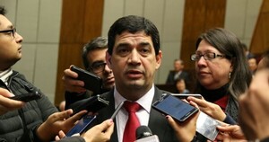 Velázquez quiere pausar la candidatura de Wiens para poder jugar en la interna disidente