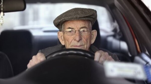 PMT aclara que no hay limite de edad para manejar, pero conductores deben aprobar pruebas