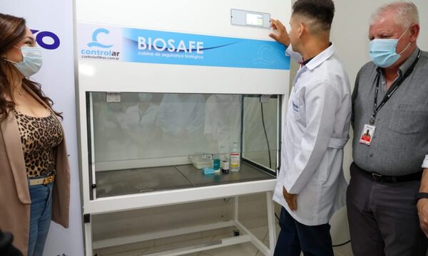 Itaipu refuerza atención oncológica en Ciudad del Este con moderna cabina de bioseguridad