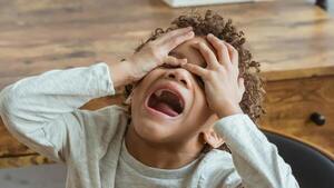 Estrés en vacaciones: cómo gestionar las emociones de niños y adolescentes en este periodo