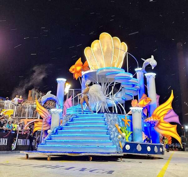 El último viernes del año se celebrará el lanzamiento del Carnaval Encarnaceno 2025 - Viajes - ABC Color