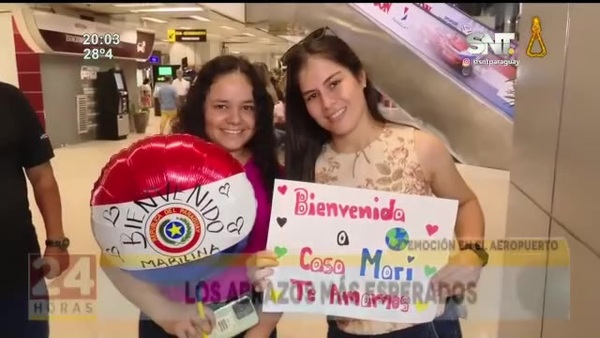 Compatriotas llegan para la Navidad - SNT