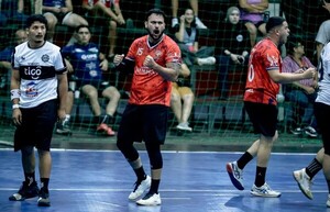 Pilar en masculino y Cerro en femenino tumban a Olimpia en handball
