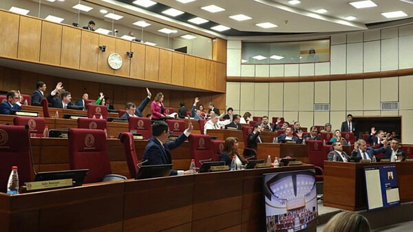 Los legisladores cobrarán aumento en sus vacaciones