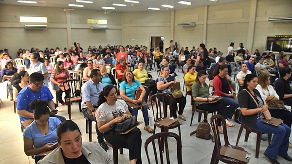 MEC suspenderá Formación Docente en los primeros ciclos por superávit