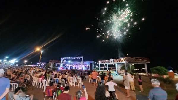 La Perla del Paraguay celebró la Navidad con éxito rotundo y gran participación del público