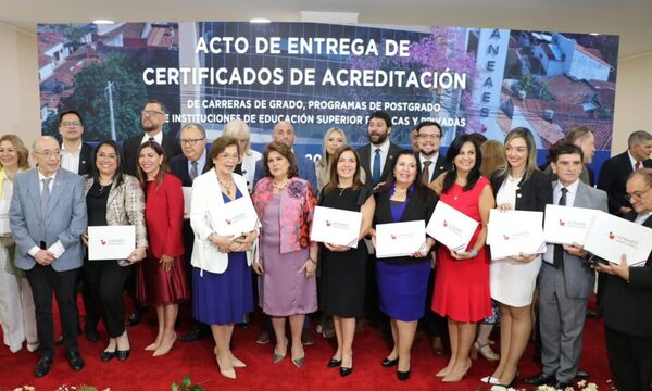 La Aneaes entregó más de 140 certificados de acreditación