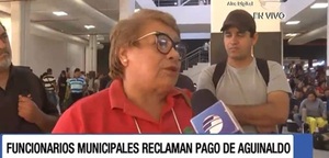 Funcionarios municipales denuncian atraso en pago de aguinaldo