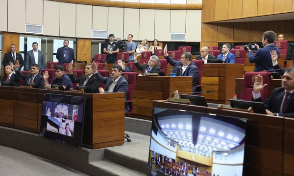 Legisladores iniciaron sus vacaciones con aumento salarial incluido - OviedoPress