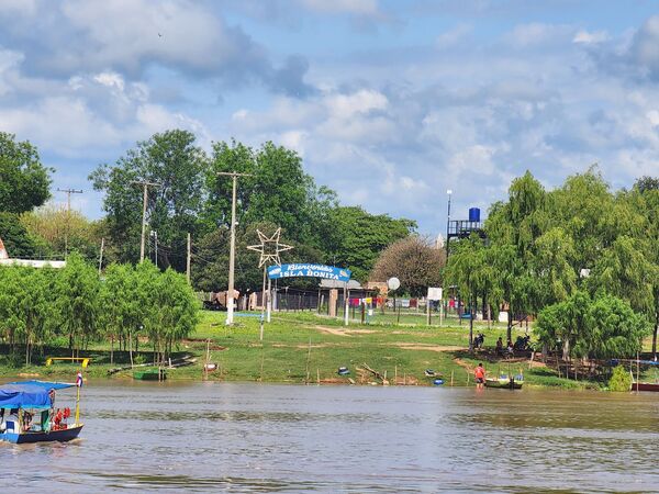 Invasión de mosquitos afecta a pobladores de Isla Bonita, Chaco’i
