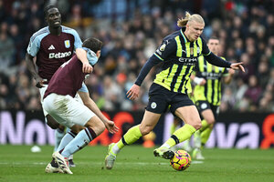 Versus / Manchester City, derrotado por el Aston Villa (2-1), agrava su crisis