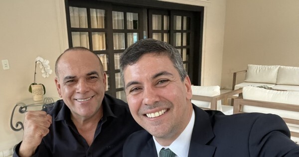 En un lapsus, Peña presenta a Bachi como "presidente de la República" y reaviva la interna para sucederlo