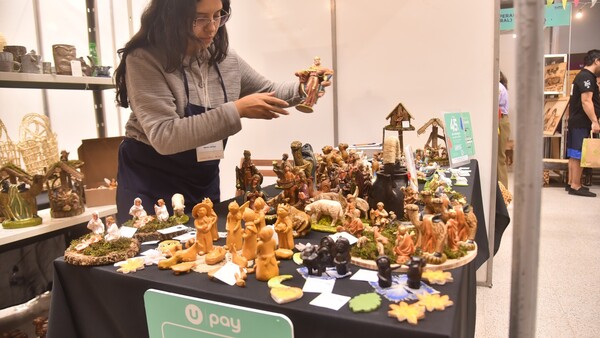Feria SoMOs 2024 busca valorizar obras creadas por artesanos de todos los rincones