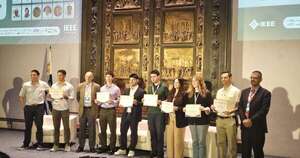 La Nación / Premian a ingenieros paraguayos
