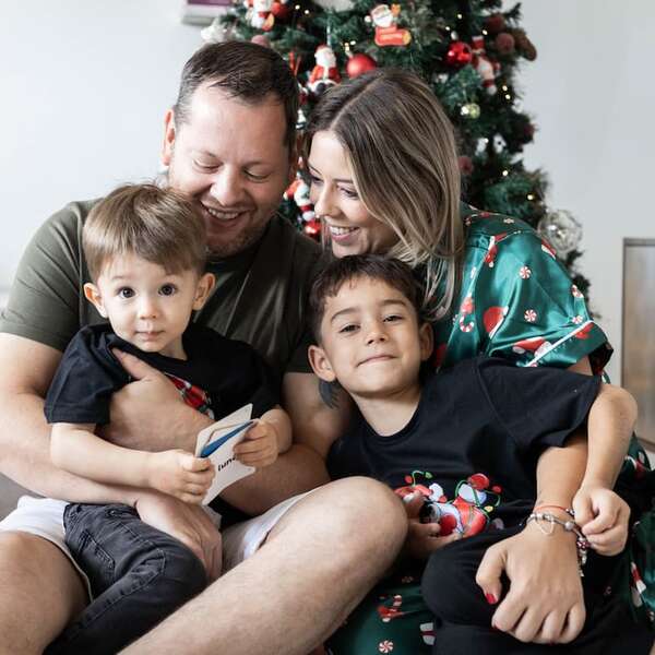 Denise Hutter y su familia aguardan felices la Navidad - Gente - ABC Color