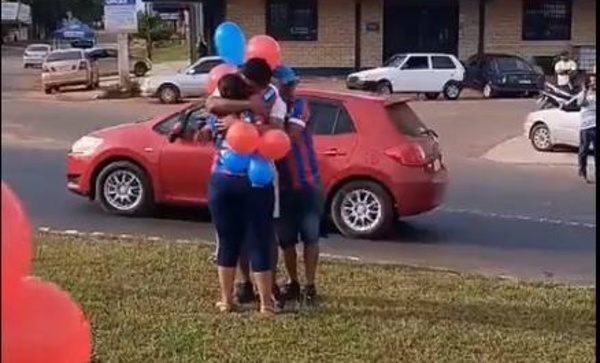 Emotivo recibimiento le dieron a Diego León en su pueblo O'Leary