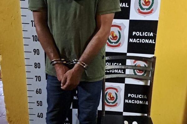 Detienen a borracho que violentó a su pareja
