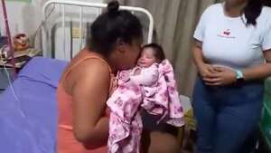 Video: recién nacida robada en Paraguarí es devuelta a su madre tras horas de angustia - Nacionales - ABC Color