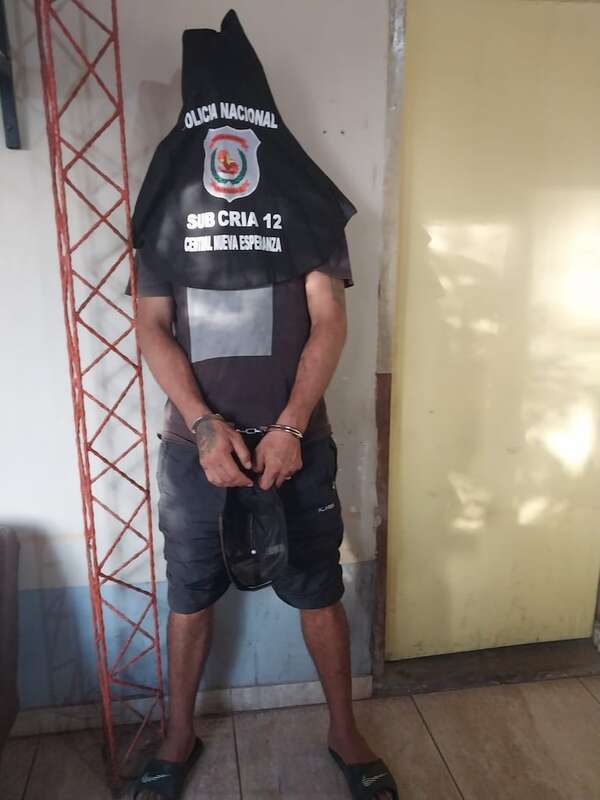 Video: hombre incendia su casa tras discusión y afecta a vecinos en Guarambaré - Policiales - ABC Color
