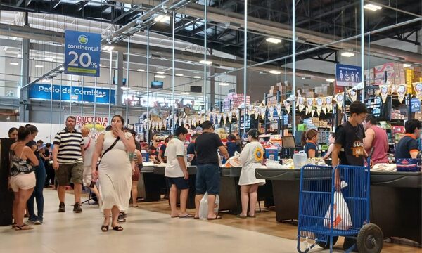 Comercio navideño oxigena la economía