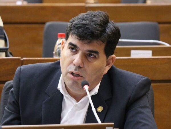 Denuncian inconsistencias en la propuesta del IPS sobre enfermedades catastróficas · Radio Monumental 1080 AM