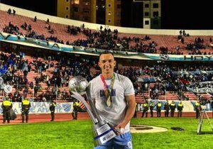 Versus / El Bolívar de Alfio Oviedo se consagra campeón boliviano del 2024