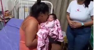 Médica robó a una beba pero la Policía la recuperó y devolvió a sus padres - ADN Digital