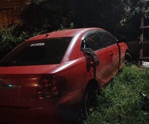 Recuperan vehículo robado