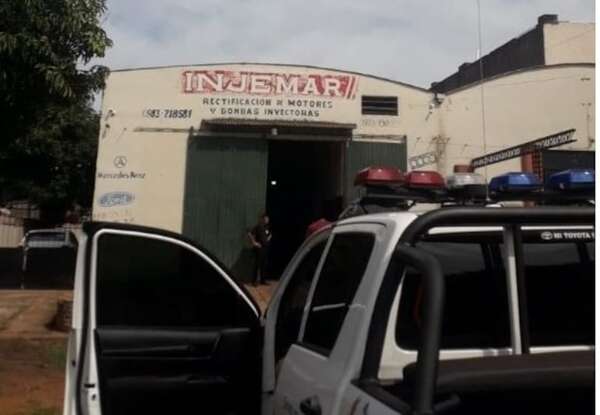 Reducen a guardia de un depósito y roban 136 máquinas mineradoras - ABC en el Este - ABC Color