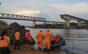 Video: concejal brasileño grabó mortal caída de puente mientras denunciaba deterioro - Mundo - ABC Color