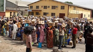 Estampidas por comida: 67 muertes en menos de una semana muestran la pobreza en Nigeria