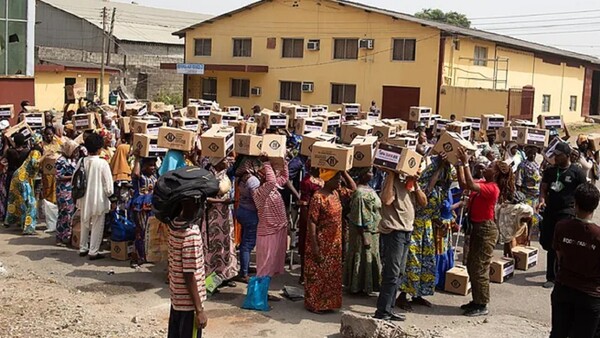 Estampidas por comida: 67 muertes en menos de una semana muestran la pobreza en Nigeria