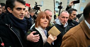 La Nación / Aclaman a Gisèle Pelicot como una “heroína” tras histórica condena