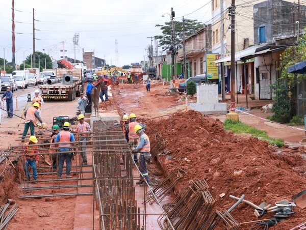 Ministra asegura que el presupuesto de Obras Públicas se mantiene · Radio Monumental 1080 AM