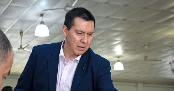 La Nación / Daniel Rodríguez, reelecto presidente