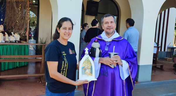 Bendición de embarazadas en la Parroquia San José Obrero de Capitán Miranda