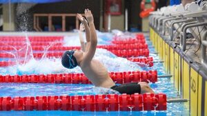 La natación, un deporte completo y transformador para todas las edades - ADN Digital