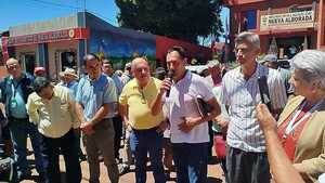 Yacyretá, autoridades y pobladores de Alborada acordaron trabajar juntos para buscar soluciones a reclamos