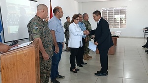 Capacitan a 17 agentes para la protección de dignatarios en Concepción